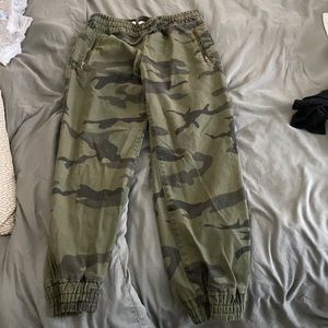 Tna jeans xs used